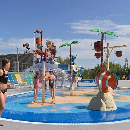 H10 Mediterranean Village מלון