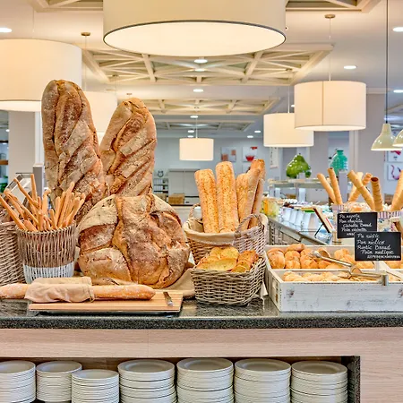 H10 Mediterranean Village Hotel Salou