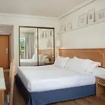 H10 Mediterranean Village Salou