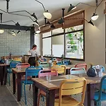 Hotel H10 Mediterranean Village 4*