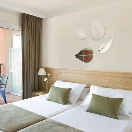 H10 Mediterranean Village Hotell 4*