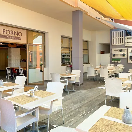 H10 Mediterranean Village Otel 4*